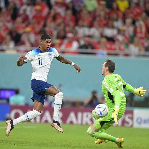 意大利杯-恩昆库处子球希门尼斯破荒 AC米兰3-0晋级